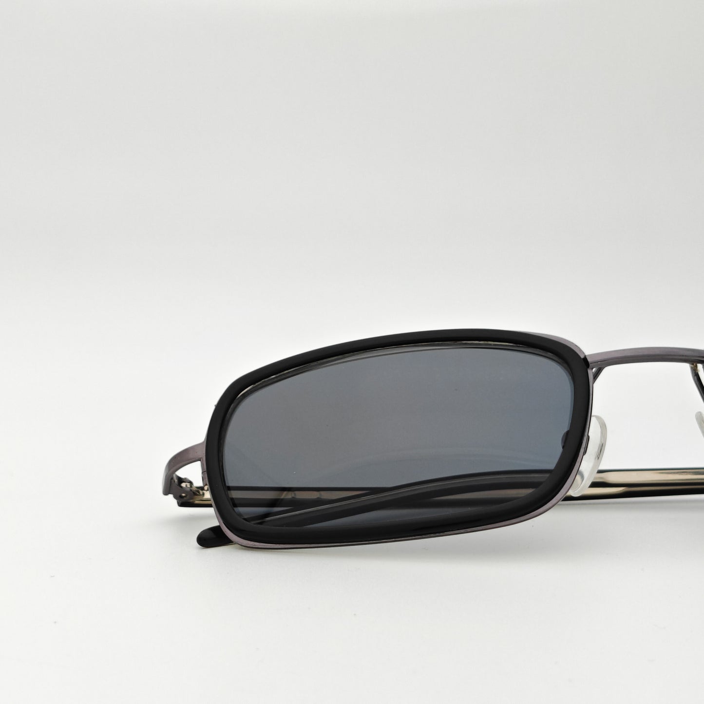 Nova Polarized // Sheen Black