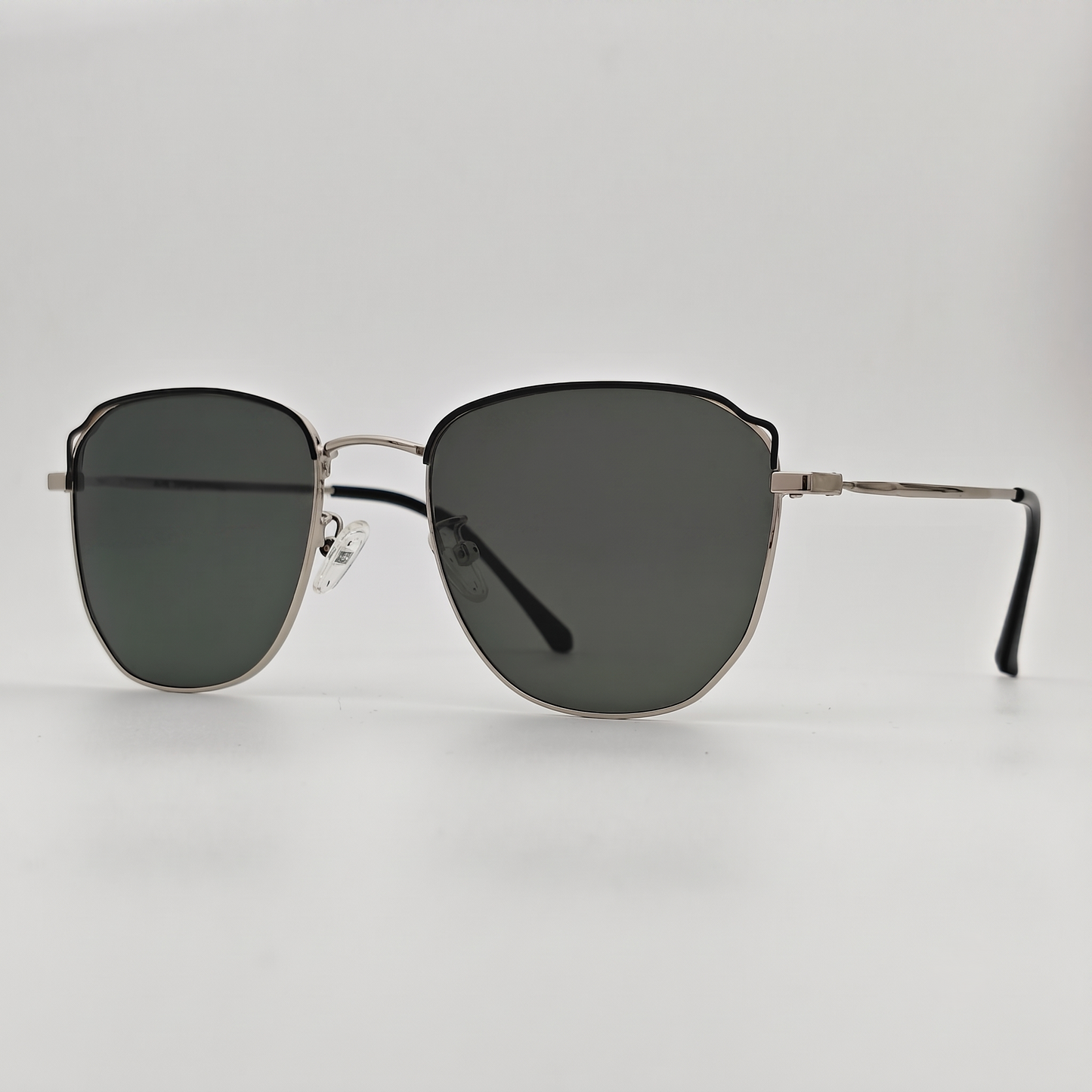 Zenith Polarized // Silver Black
