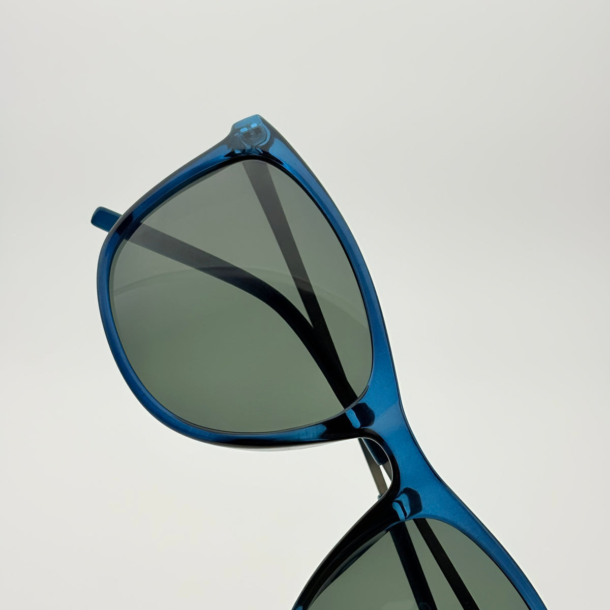 Atlas Polarized // Blue