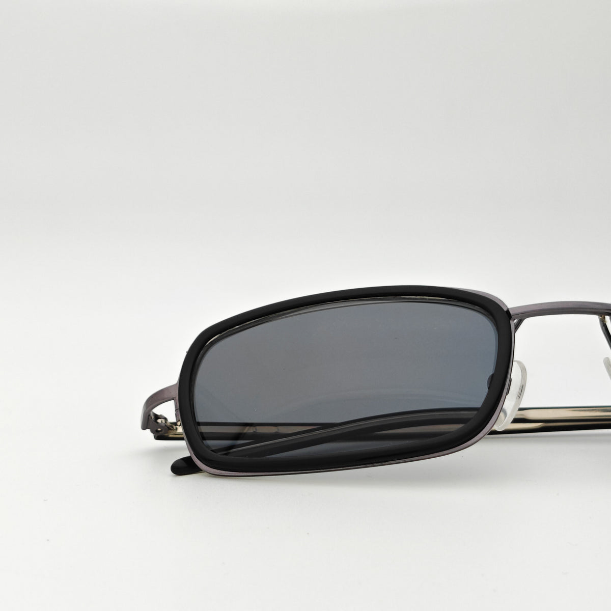 Nova Polarized // Sheen Black
