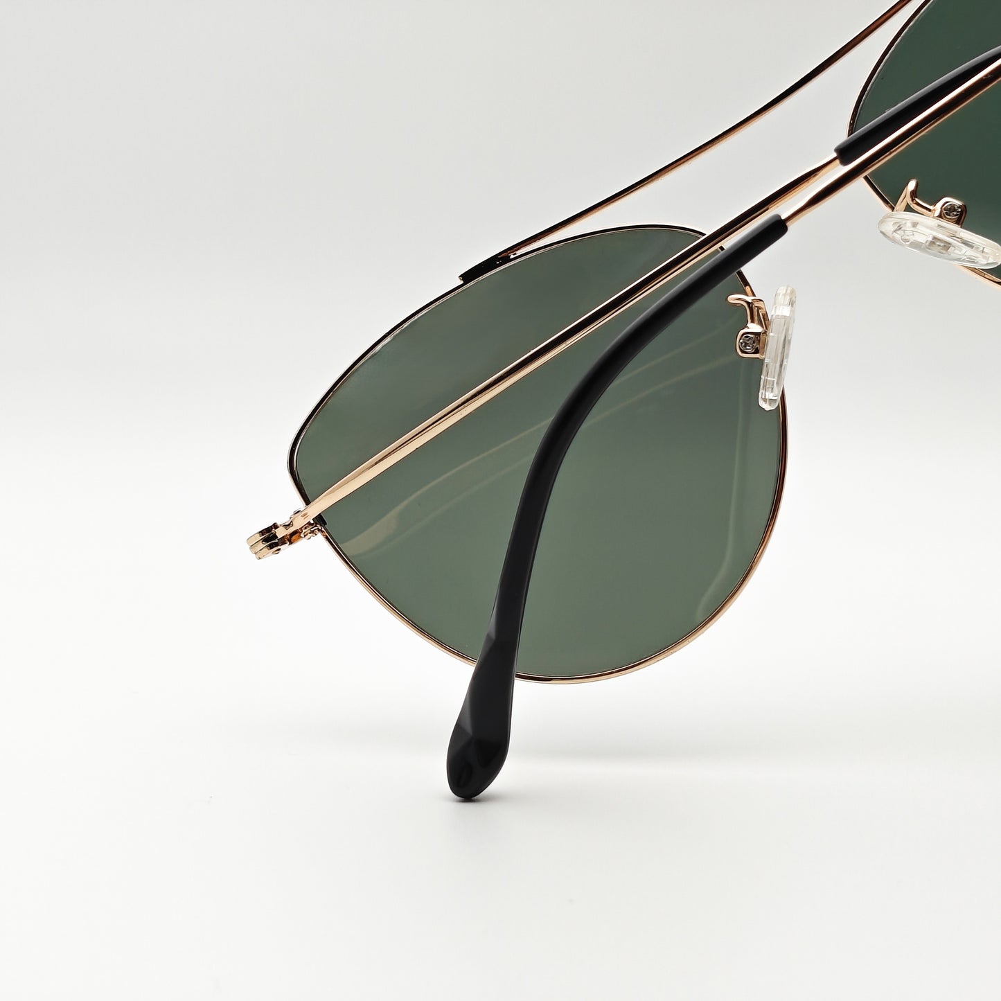 Lyra Polarized // Golden Black