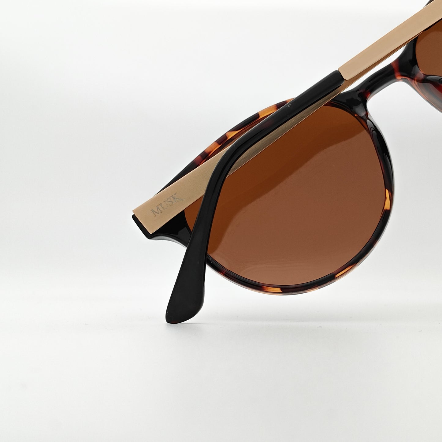 Elara Polarized // Turqoise Brown