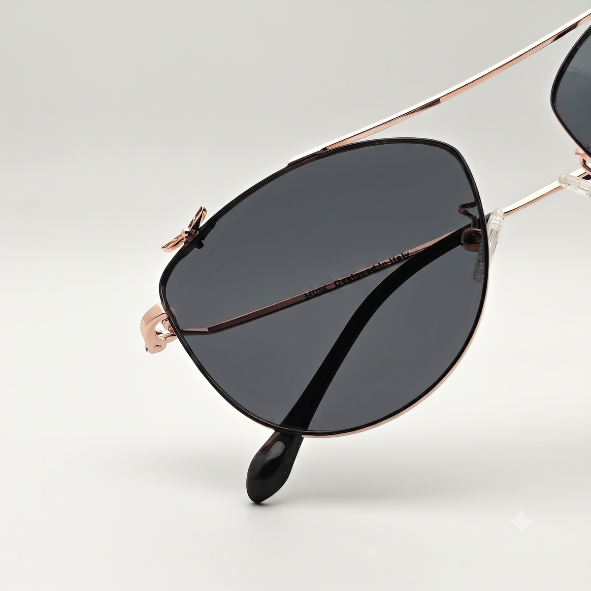 Lyra Polarized // Rosegold Black