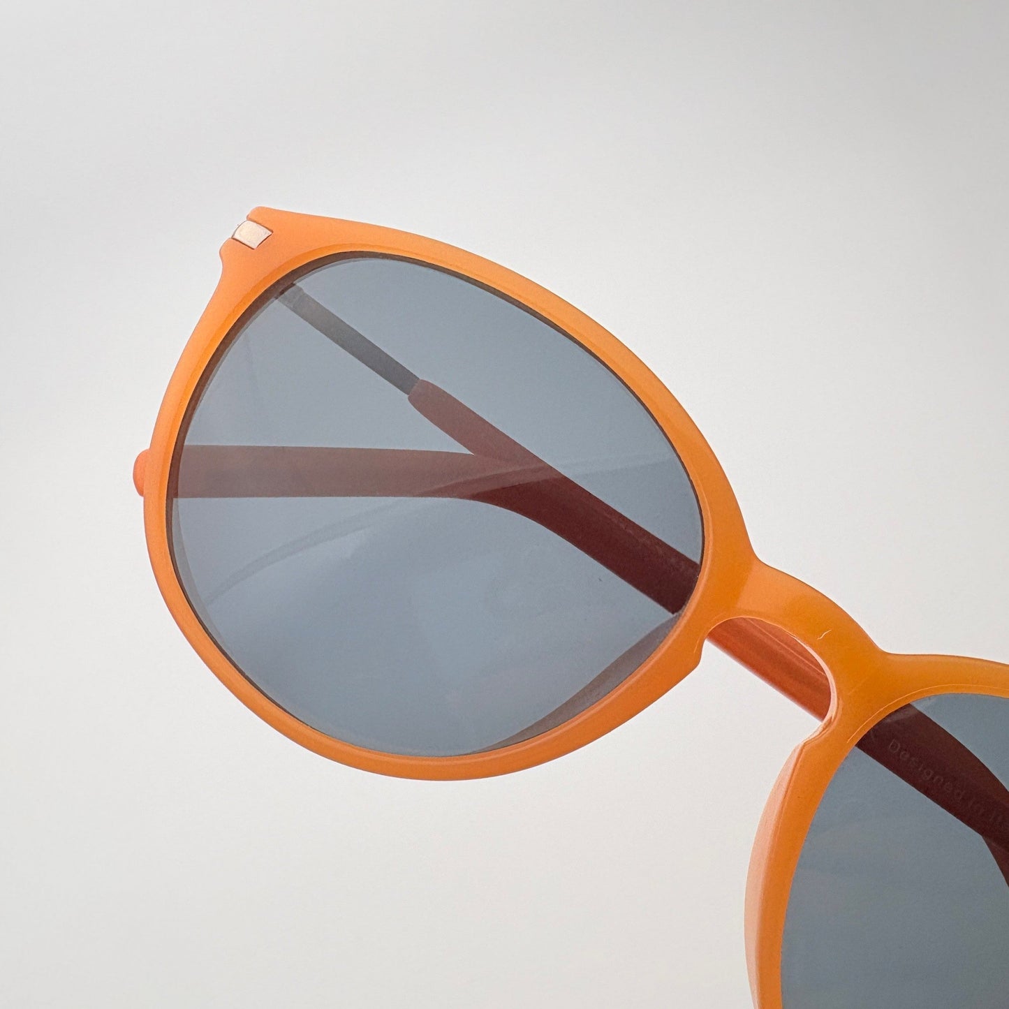 Solis Polarized // Mango