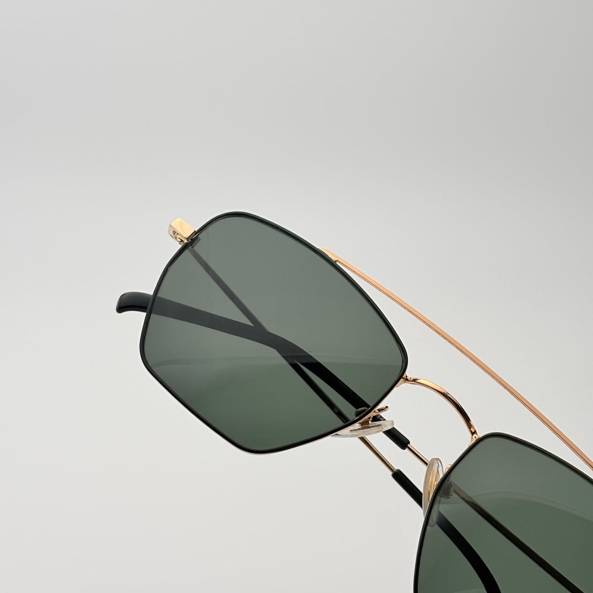 Aurelian Polarized // Gold