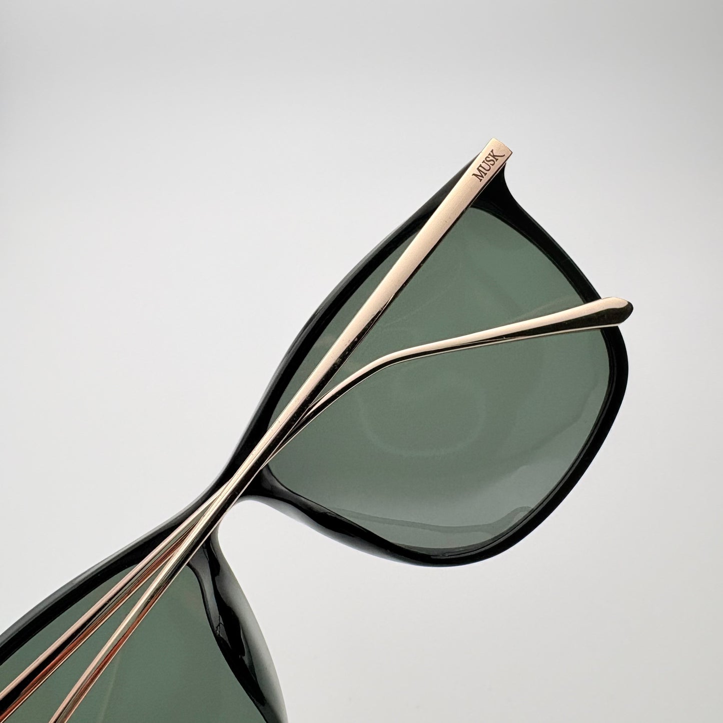 Legacy Polarized // Gloss Black