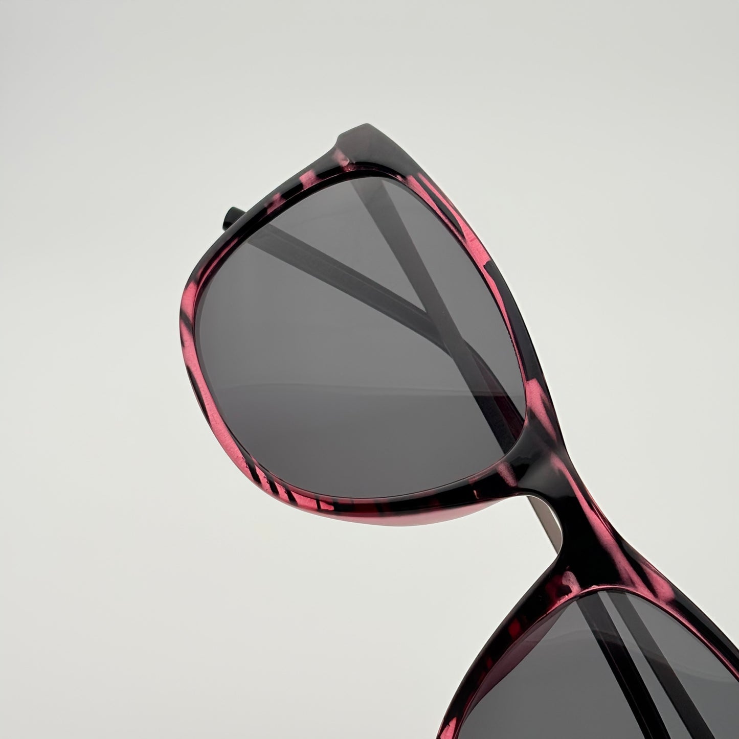 Atlas Polarized // Striped Pink