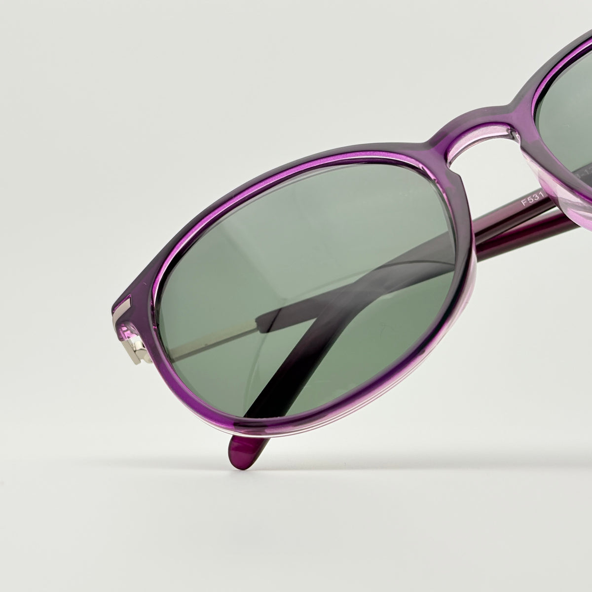 Aura Polarized // Purple